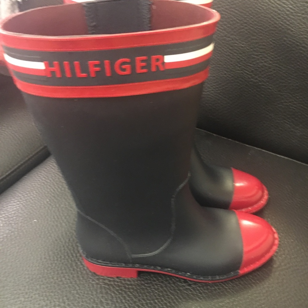 Tommy rain boots